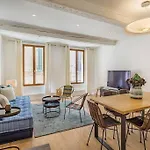 Appartement 5*, Climatisé, avec Terrasse au quartier Le Panier
